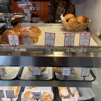 Petit Pierre Bakery - Cafes Near Me - Seattle, Washington