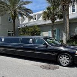 Riverplace Limousine - Untitled