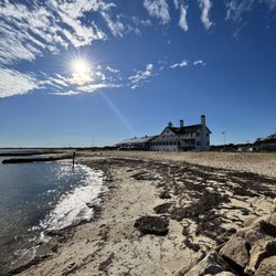 Lighthouse Inn