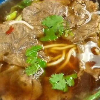 Shanghai Noodle House - Really tender chunks of beef with veggies found on the bottom. - Shanghainese Near Me - Edison, New Jersey Shanghai Noodle House - Really tender chunks of beef with veggies found on the bottom. - Shanghainese Near Me - Edison, New Jersey