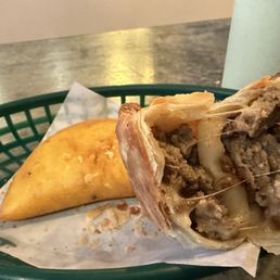 Carne Mechada Empanada