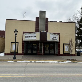 Elk Rapids Cinema - The Elk Rapids Cinema was closed for a few months in 2023 following the death of longtime proprietor Joe Yuchasz. - Cinema Near Me - Elk Rapids, Michigan Elk Rapids Cinema - The Elk Rapids Cinema was closed for a few months in 2023 following the death of longtime proprietor Joe Yuchasz. - Cinema Near Me - Elk Rapids, Michigan