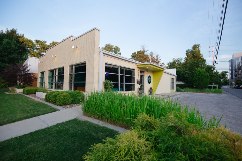 ROUND TABLE RECORDING COMPANY Updated August 2024 13 Photos 6345