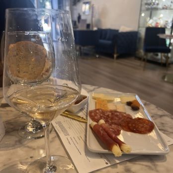 Maria Concetto Winery - Wine Tasting Room Near Me - Calistoga, California