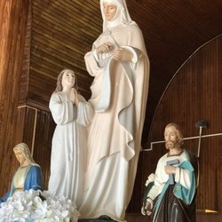 Saint Anne's Shrine - St. Anne and daughter Mother Mary