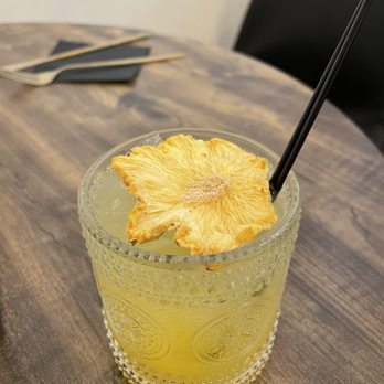Perla - Pineapple mocktail - Coffee & Tea Near Me - Woodbridge Township, New Jersey