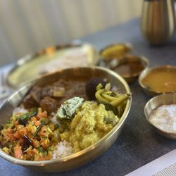 Saapaaduu - Chatti Choru