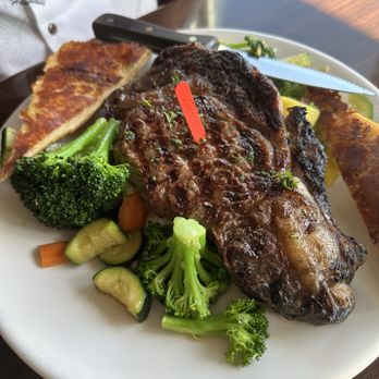 Shell Beach Brewhouse - Ribeye steak - Gastropubs Near Me - Pismo Beach, California Shell Beach Brewhouse - Ribeye steak - Gastropubs Near Me - Pismo Beach, California