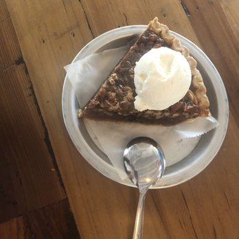 Tumble 22 Chicken Joint - Pecan chocolate pie - Chicken Wings Near Me - Austin, Texas