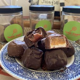 Happy National Chocolate Caramel Day!! Yummm!! My new fave chocolate shop!! Happy National Chocolate Caramel Day!! Yummm!! My new fave chocolate shop!!