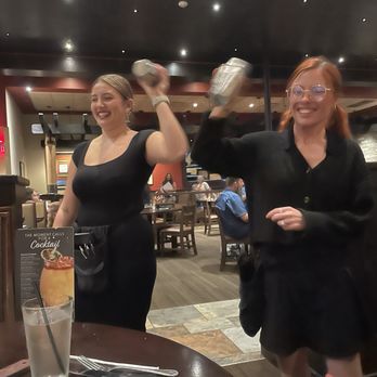 Firebirds Wood Fired Grill - Our evening at Firebird Wood fired Grill! - Seafood Near Me - Chattanooga, Tennessee