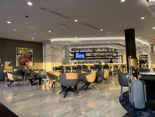 United Polaris Lounge by null