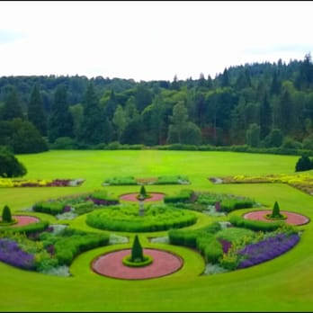 Drumlanrig Castle - Beautiful gardens - Castles Near Me - Thornhill, DGY Drumlanrig Castle - Beautiful gardens - Castles Near Me - Thornhill, DGY