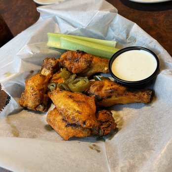 Legends Grille - Grilled Wings - American Near Me - Fredericksburg, Virginia