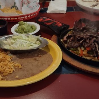 Mixtlan Grill Mexican Restaurant - Steak fajitas - Mexican Near Me - Oregon City, Oregon