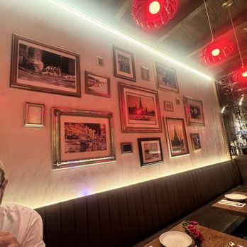 Tha Phraya - Nice decoration - Thai Near Me - New York, New York Tha Phraya - Nice decoration - Thai Near Me - New York, New York