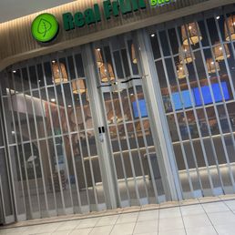 Exterior photo of Real Fruit Bubble Tea - Guelph, Ontario Exterior photo of Real Fruit Bubble Tea - Guelph, Ontario
