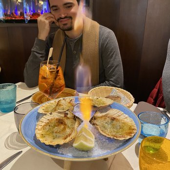 Sora al Ponte - Appetizer - Scallops - Venetian Near Me - Venezia, VE Sora al Ponte - Appetizer - Scallops - Venetian Near Me - Venezia, VE