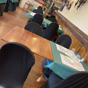 Amaron Italian Restaurant - Inside dinning area - Italian Near Me - Sandusky, Ohio Amaron Italian Restaurant - Inside dinning area - Italian Near Me - Sandusky, Ohio