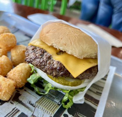 Wahlburgers by null