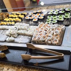 Paradise Buffet - Sushi assortment