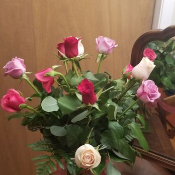 Relles Florist - Roses!! - Florists Near Me - Sacramento, California Relles Florist - Roses!! - Florists Near Me - Sacramento, California