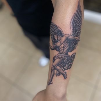 Bridge City Tattoo - Tattoo Near Me - Los Angeles, California Bridge City Tattoo - Tattoo Near Me - Los Angeles, California