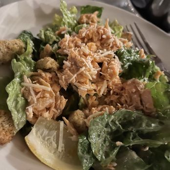 Roosevelt Room - Smoked salmon topped Caesar salad. - American Near Me - Quinault, Washington