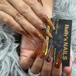 Holly’s Nails - Angie