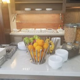 Complimentary breakfast area.