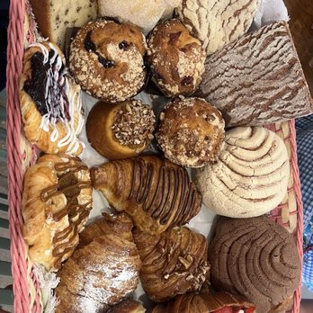 Cucharita - Carblicious beauties - Bakeries Near Me - Houston, Texas Cucharita - Carblicious beauties - Bakeries Near Me - Houston, Texas