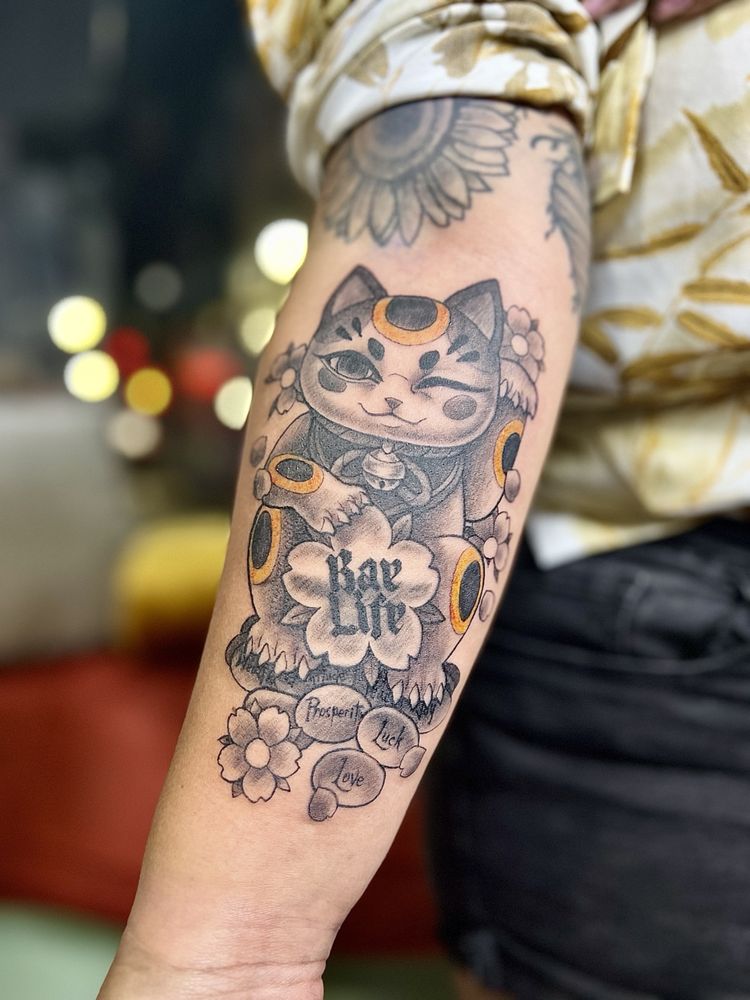 BLACK CAT TATTOO STUDIO - Updated January 2025 - 113 Photos & 144 Reviews - 1111 Nuuanu Ave