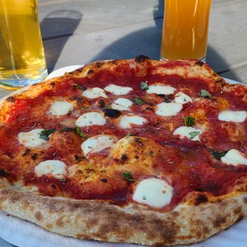 Fratelli's Italian & Seafood - Deep dish pizza - can only eat 1 or 2 slices, it is so thick! Yummy - Seafood Near Me - Middletown, Maryland