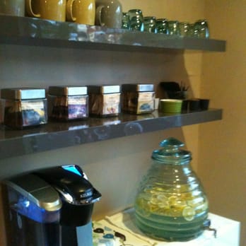 Spruce Salon & Spa - Refreshment station - Hair Salons Near Me - Oakland, California