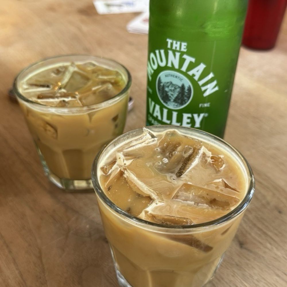 Bradbury's - Vanilla iced lattes - Coffee & Tea Near Me - Madison, Wisconsin Bradbury's - Vanilla iced lattes - Coffee & Tea Near Me - Madison, Wisconsin