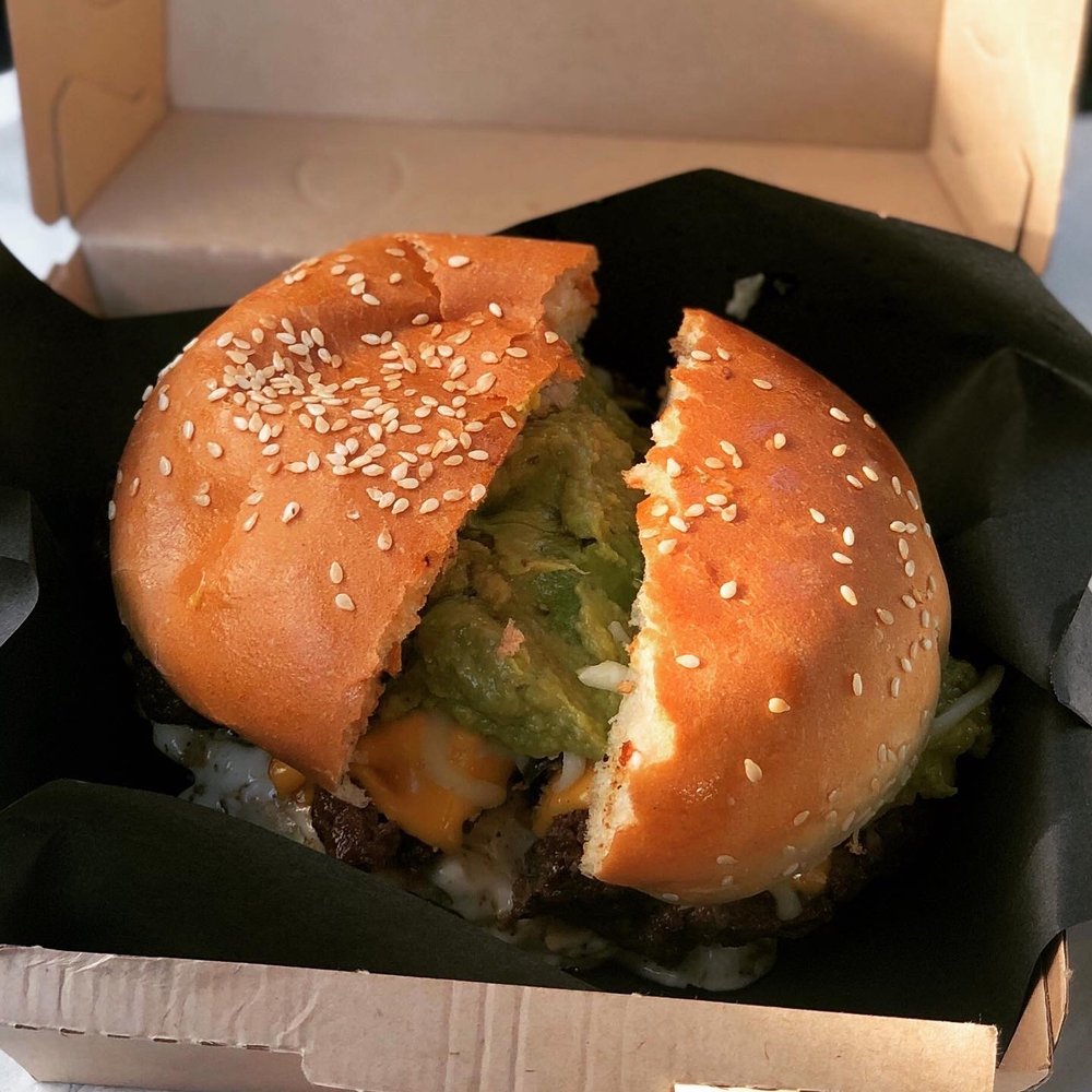 Grill Gate - Guacamole Cheeseburger - Canadian (New) Near Me - Toronto, Ontario Grill Gate - Guacamole Cheeseburger - Canadian (New) Near Me - Toronto, Ontario