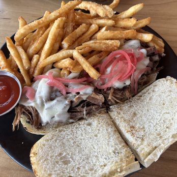 Monkless Belgian Ales - Flemish Beef Dip sandwich - Belgian Near Me - Bend, Oregon Monkless Belgian Ales - Flemish Beef Dip sandwich - Belgian Near Me - Bend, Oregon