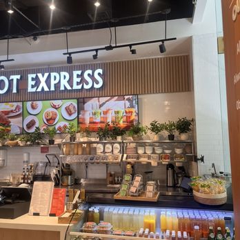 Carrot Express - Inside - Salad Near Me - Fort Lauderdale, Florida