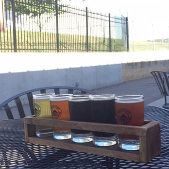 Feel the Rain Brothers Brew - Five flights! - Breweries Near Me - Harrisonburg, Virginia Feel the Rain Brothers Brew - Five flights! - Breweries Near Me - Harrisonburg, Virginia