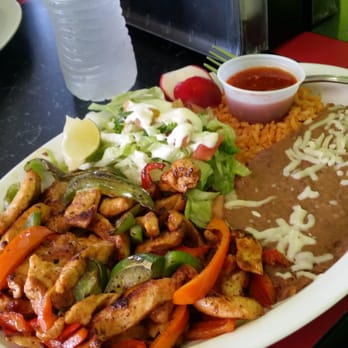 El Portal Restaurant - Fajitas - Mexican Near Me - Strathmore, California