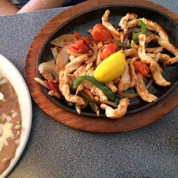 Los Nopales - Chicken fajitas, and all the extras! - Mexican Near Me - Elizabethtown, Kentucky Los Nopales - Chicken fajitas, and all the extras! - Mexican Near Me - Elizabethtown, Kentucky