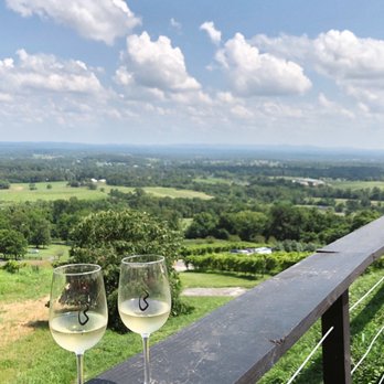 Bluemont Vineyard - Venues & Event Spaces Near Me - Bluemont, Virginia Bluemont Vineyard - Venues & Event Spaces Near Me - Bluemont, Virginia