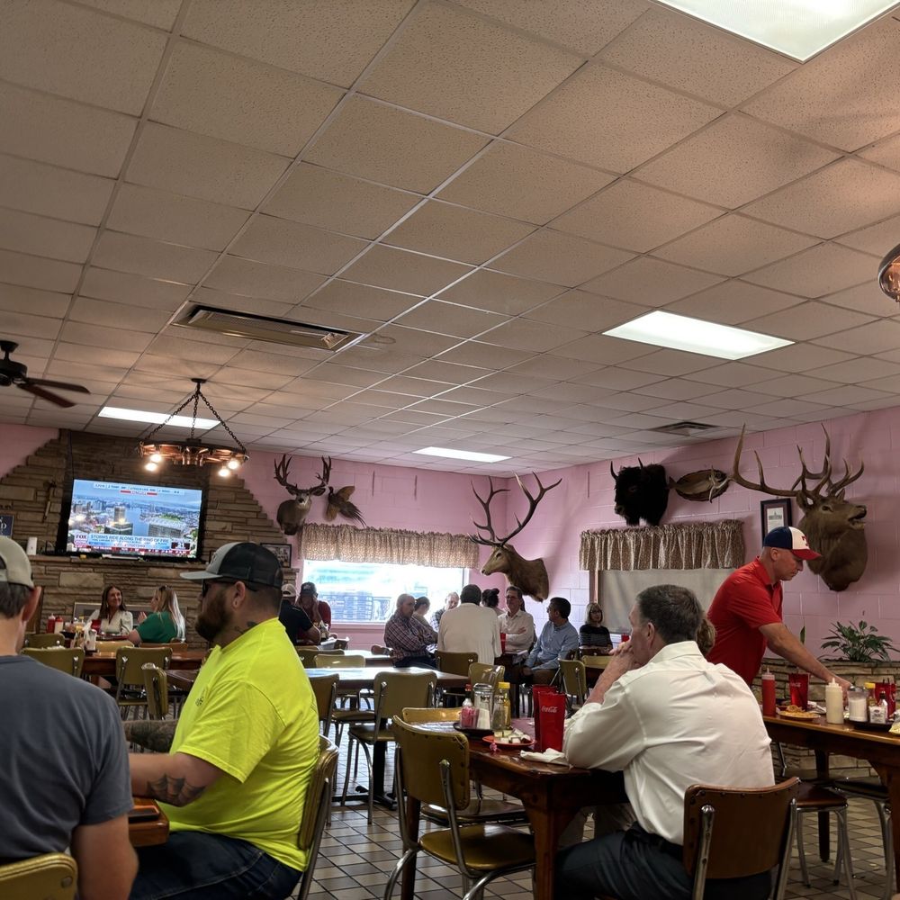 Neal's Cafe - Diners Near Me - Springdale, Arkansas Neal's Cafe - Diners Near Me - Springdale, Arkansas