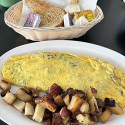 Bella Vida Garden Cafe - Mario's Marvel