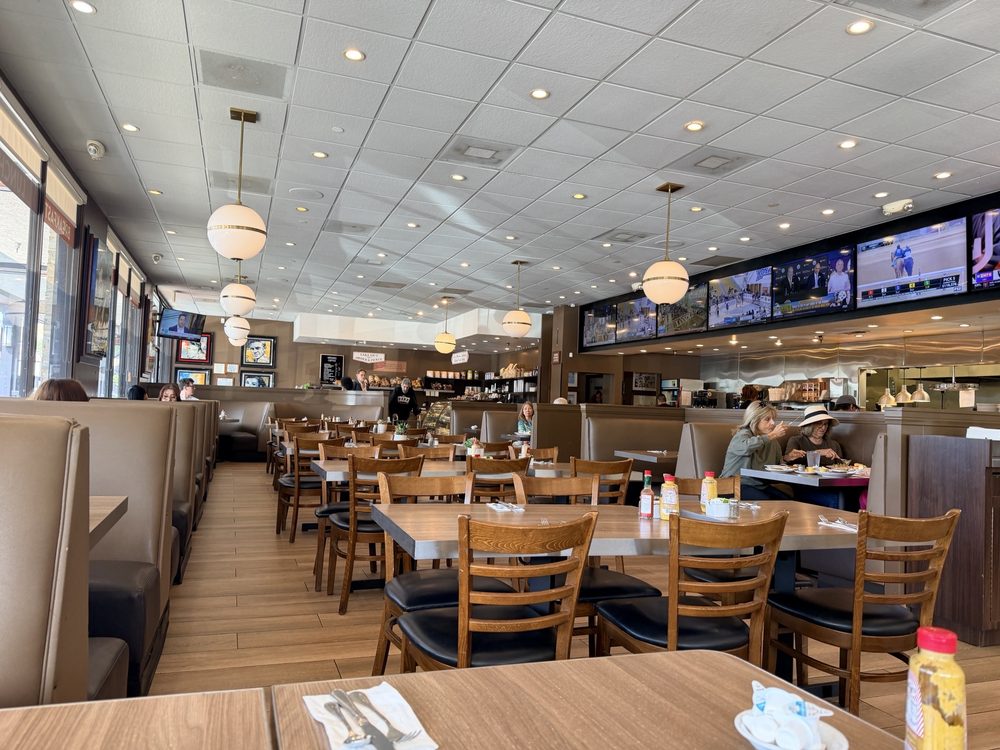 Agoura's Famous Deli & Restaurant