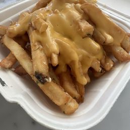 Garlic cheese fries