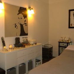 Laced With Charm - Spa room! Book your facial and full body massage online!