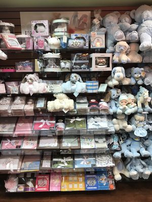 GIFT SHOP - Updated May 2024 - 3535 Olentangy River Rd, Columbus, Ohio