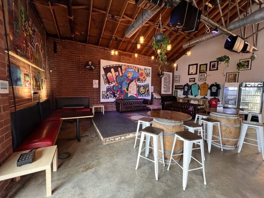 Divine Barrel Brewing by null