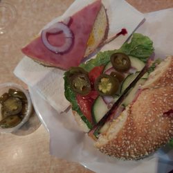 Baristi - Turkey and veggie sandwich on a bagel